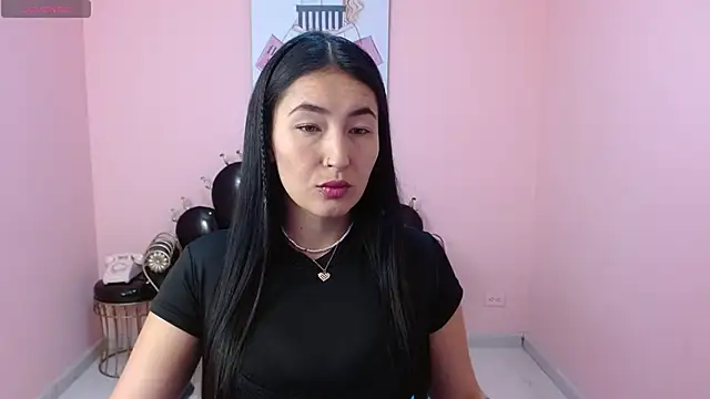 Isabella Mendez  online show from October 6, 1:23 pm