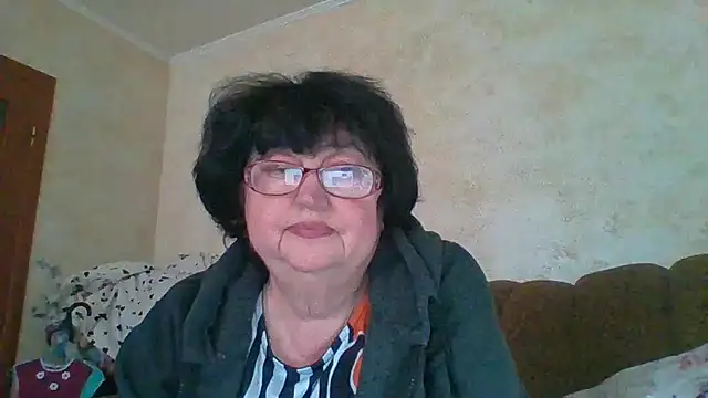 MilaSky5303 online show from October 28, 12:15 pm