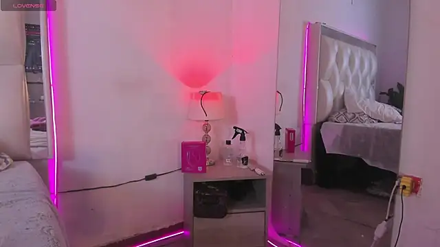 Darlyn tenderhot   online show from March 11, 5:40 pm