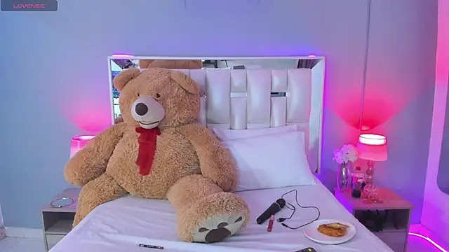 Darlyn tenderhot   online show from September 19, 6:39 am