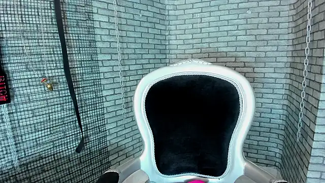 Briana 24 online show from March 3, 7:21 pm