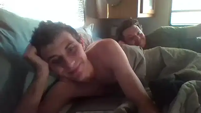 Snapshot of DeafGuyProud389 chatting on November 9, 6:01 pm DeafGuyProud389 online show from November 9, 6:01 pm