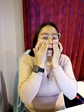 Daliz Leon online show from November 5, 10:35 pm