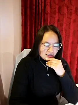 Daliz Leon online show from November 7, 12:26 am