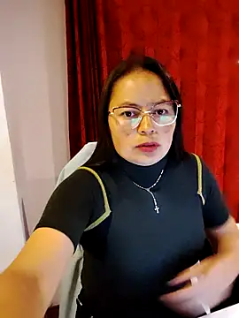 Daliz Leon online show from November 11, 11:31 pm