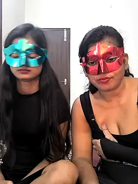 Snapshot of your_chandni04 chatting on December 18, 7:57 am your chandni04 online show from December 18, 7:57 am