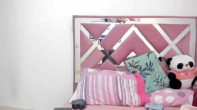 bellalumi online show from February 7, 4:31 am