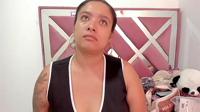 bellalumi online show from February 3, 4:10 am