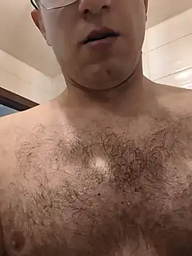 MC353535 online show from March 28, 11:06 pm