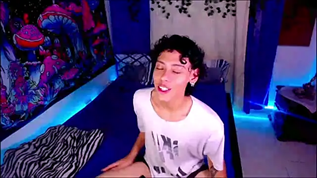 Thedoll ethan7 online show from March 6, 3:23 am