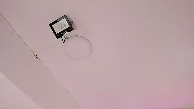 Stefannyevans  online show from December 16, 12:09 pm