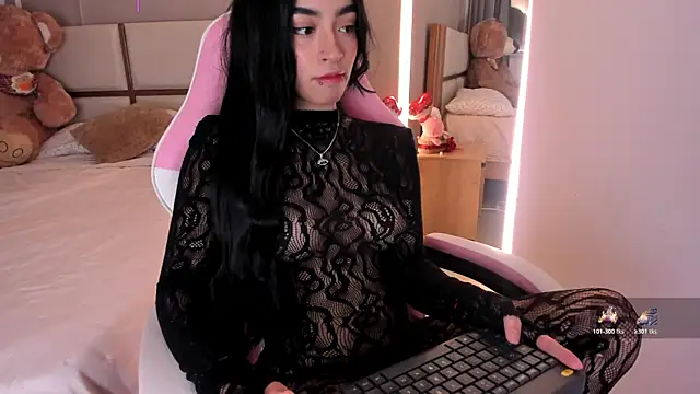 EmystarX online show from March 6, 12:05 am