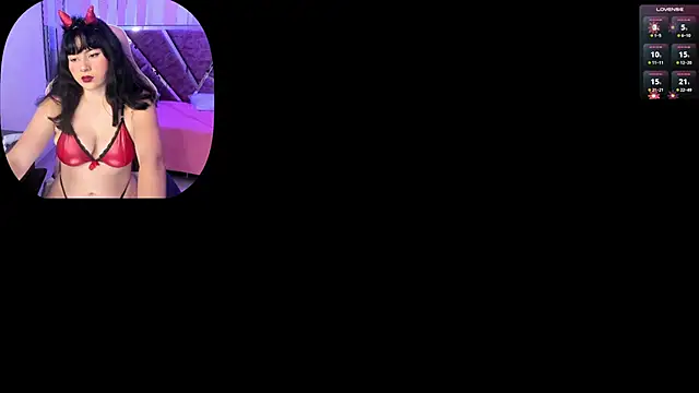 NatyKiss  online show from January 9, 2:02 pm