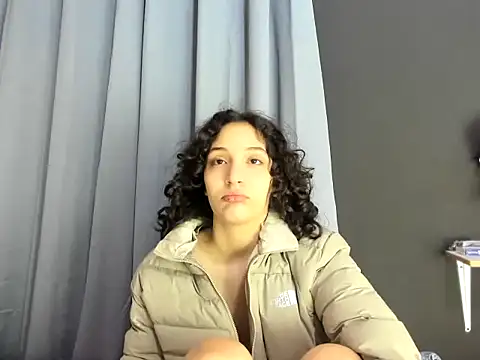 Snapshot of TeensNews18 chatting on November 8, 11:36 am TeensNews18 online show from November 8, 11:36 am