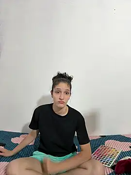 TeensNews18 online show from May 26, 11:03 pm