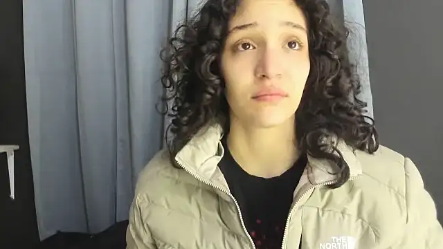 Snapshot of TeensNews18 chatting on November 13, 11:58 am TeensNews18 online show from November 13, 11:58 am