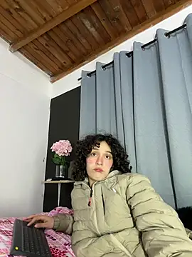 TeensNews18 online show from March 4, 11:56 pm