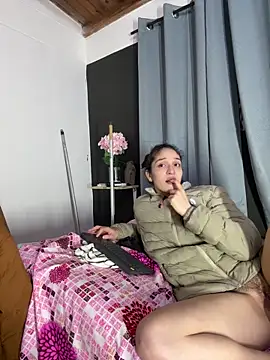 Snapshot of TeensNews18 chatting on February 27, 12:55 am TeensNews18 online show from February 27, 12:55 am