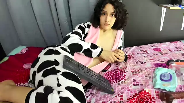 TeensNews18 online show from December 13, 8:04 pm