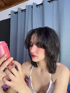 TeensNews18 online show from March 13, 11:10 pm