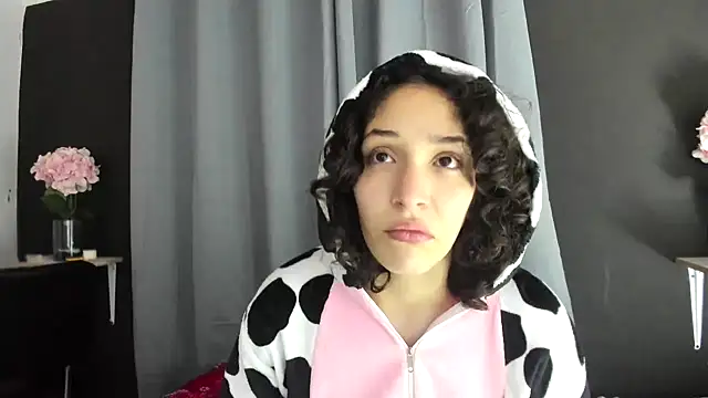 TeensNews18 online show from December 14, 2:44 pm