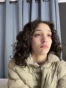 Snapshot of TeensNews18 chatting on February 3, 11:04 am TeensNews18 online show from February 3, 11:04 am