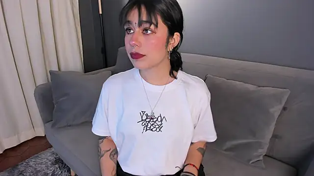 flower smith  online show from November 21, 11:42 am