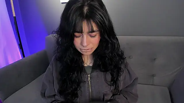 flower smith  online show from March 20, 11:44 am