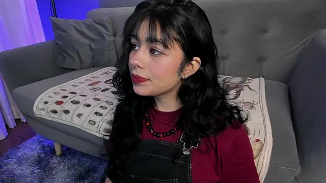 flower smith  online show from March 6, 12:00 pm