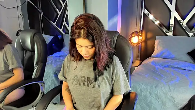 Snapshot of Julieth_brown_ chatting on September 17, 8:55 pm Julieth brown online show from September 17, 8:55 pm