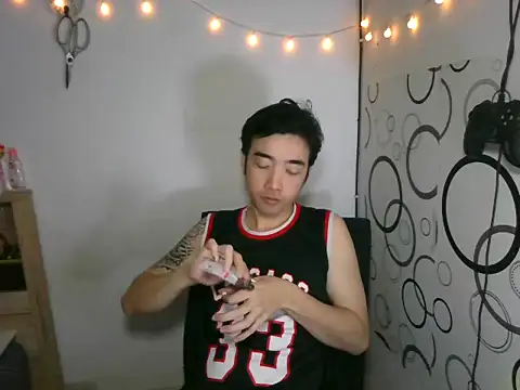 moaman190 online show from October 19, 4:10 pm