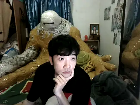 moaman190 online show from October 12, 6:31 pm