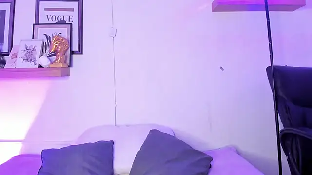 GabiHills online show from June 2, 1:38 am