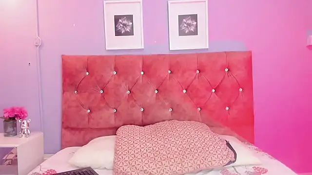 GabiHills online show from April 19, 2:01 am