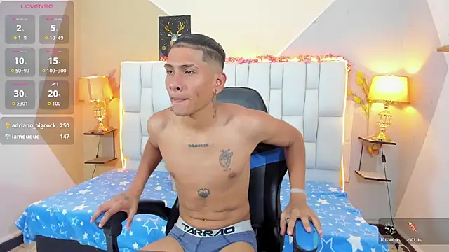 Adan Oriol online show from November 26, 4:12 am