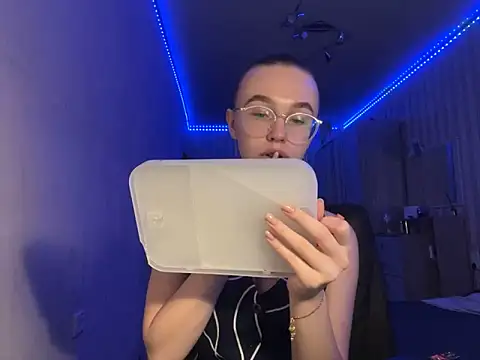 bellameow88 online show from September 9, 12:47 pm