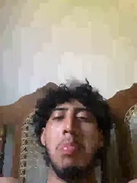 Snapshot of 0481Kil chatting on December 13, 8:04 pm 0481Kil online show from December 13, 8:04 pm