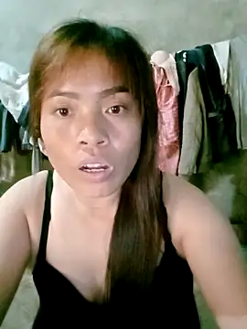 Snapshot of Maymay0033 chatting on October 19, 6:49 am Maymay0033 online show from October 19, 6:49 am