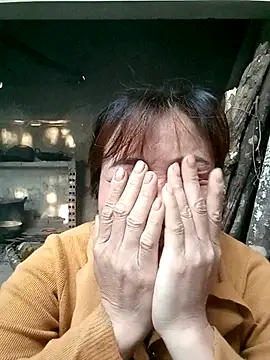 Maymay0033 online show from November 25, 11:59 pm