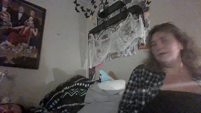 Snapshot of Bored_Grandma chatting on September 24, 7:37 am Bored Grandma online show from September 24, 7:37 am