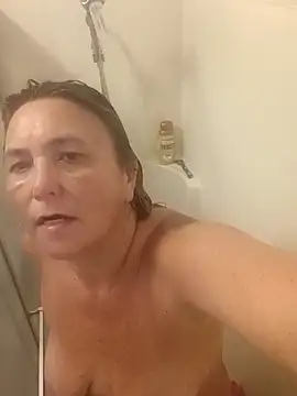 Snapshot of Bored_Grandma chatting on November 7, 6:18 am Bored Grandma online show from November 7, 6:18 am