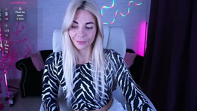 BellaRayyy online show from February 9, 9:24 pm