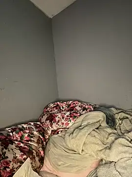 ittybittymeryssa online show from November 14, 6:11 pm