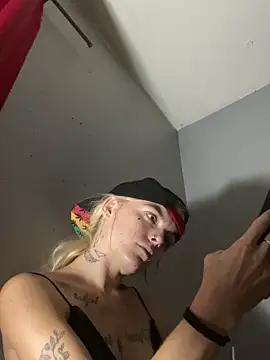 ittybittymeryssa online show from October 11, 5:19 am