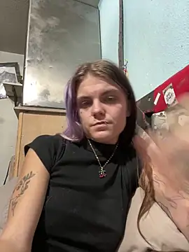 ittybittymeryssa online show from December 15, 6:14 pm