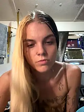 ittybittymeryssa online show from October 4, 5:36 pm