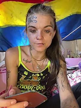 ittybittymeryssa online show from April 3, 12:33 pm