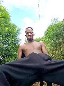 RAWFREAKYVERSE online show from April 4, 7:26 am