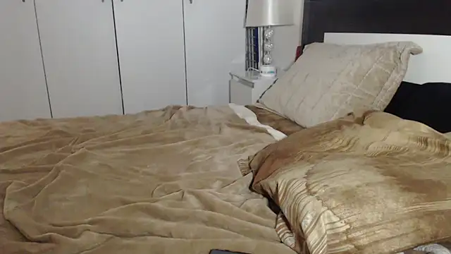 petite danielle online show from November 23, 12:09 am