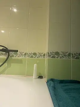 Snapshot of Dickii21 chatting on November 16, 8:52 am Dickii21 online show from November 16, 8:52 am